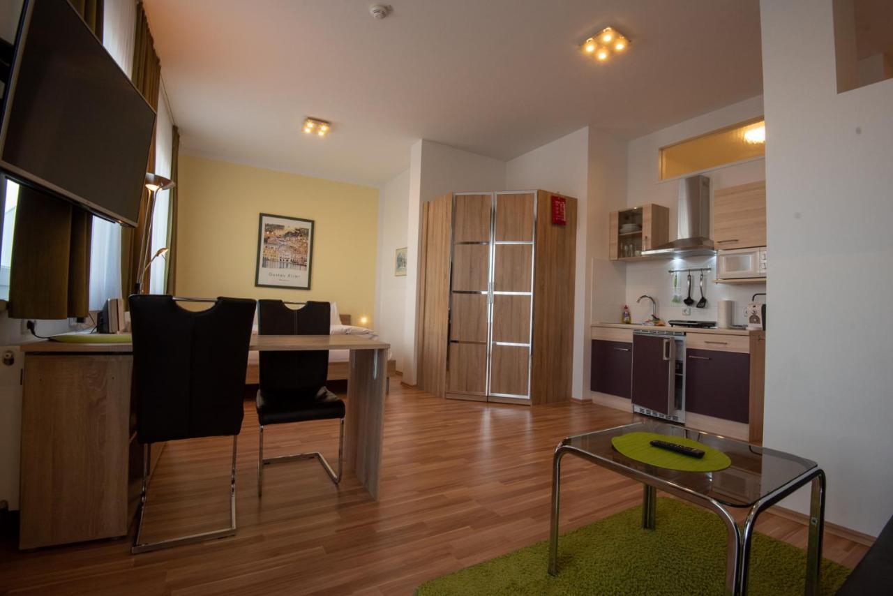 City Appartements Weiz Exteriör bild